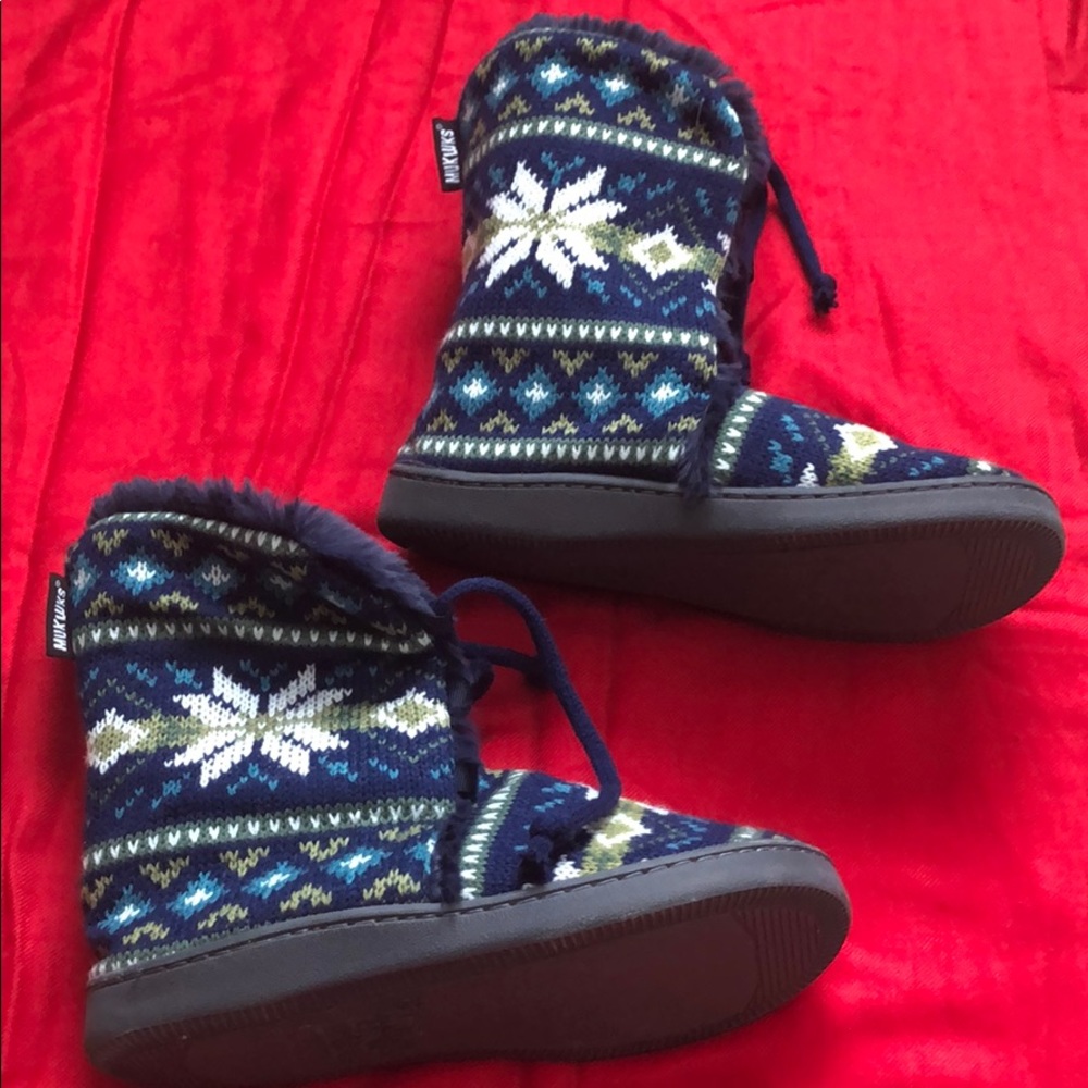Indoor and out door slippers
